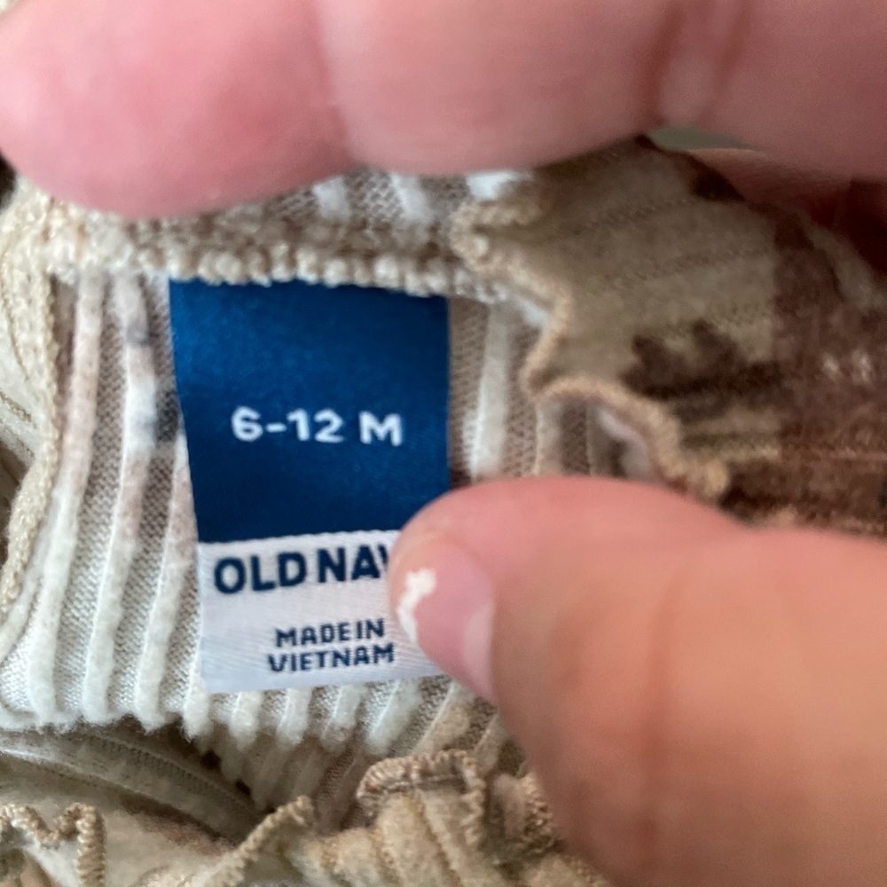 Old Navy Cream and Brown Ribbed Matching Set with Cozy Reindeer print size 6-12M - Picture 5 of 5